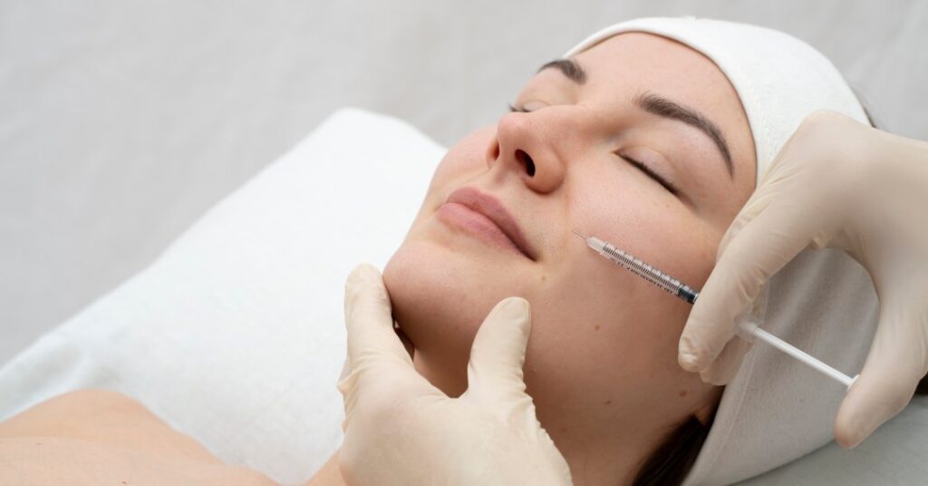 Botox e botulismo: Anvisa recebe notificaçõe...
