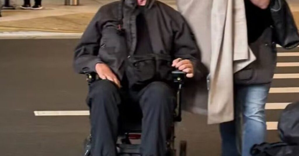 Ator de Grey’s Anatomy diagnosticado com ELA é visto em cadeira de rodas