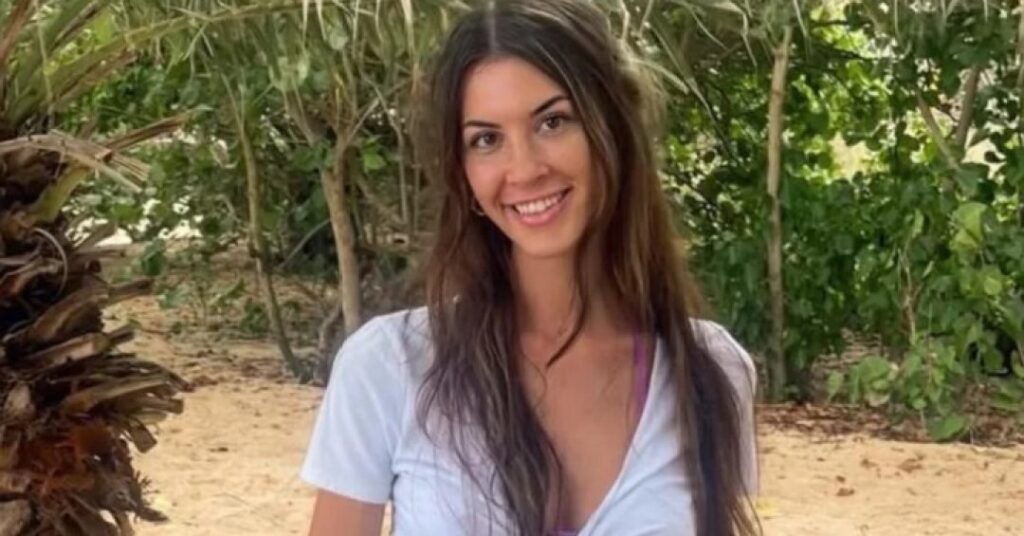 Atriz de 23 anos morre por doença rara logo após estrear em série
