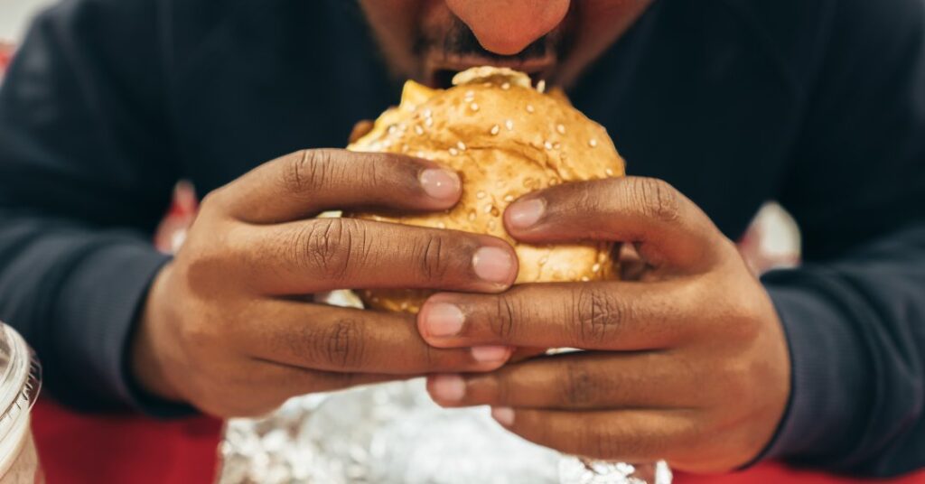 Qual é o seu tipo de fome? Descubra e mude a relação com a comida