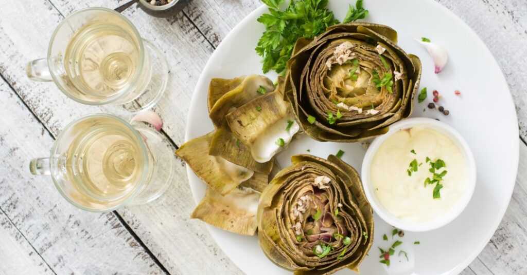 É época de alcachofra: veja os benefícios do vegetal e como consumir