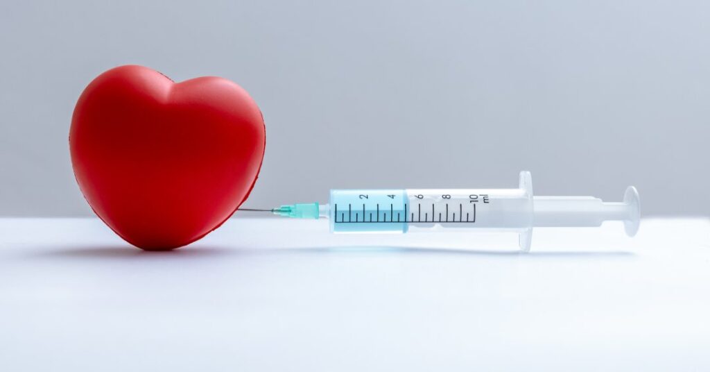 Injeção semestral para controlar colesterol alto pode chegar aos convênios