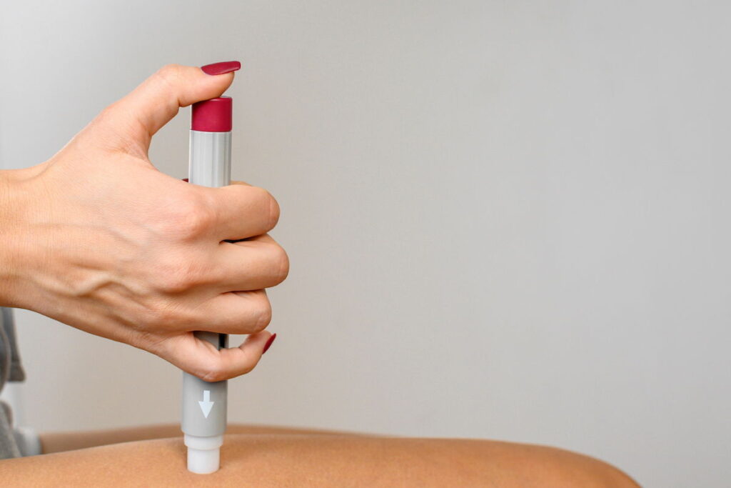 Epinefrina: para que serve, como aplicar e efeitos colaterais