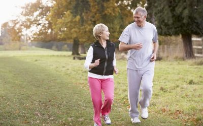 13 melhores exercícios para idosos (e principais benefícios)