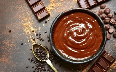 7 benefícios do chocolate (e qual o melhor tipo)