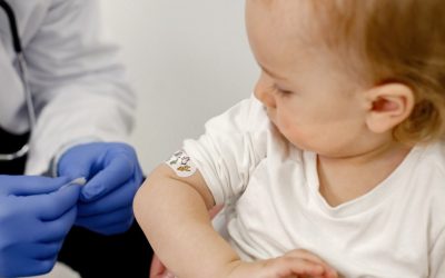 Casos de coqueluche crescem mais de 1200% no país e provocam internações e mortes