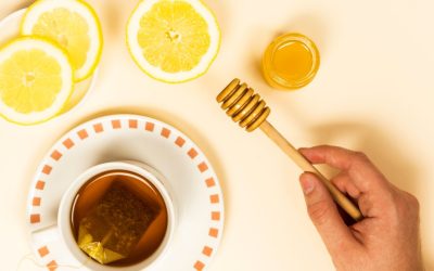 Chá de limão com mel traz mesmo benefícios à saúde?