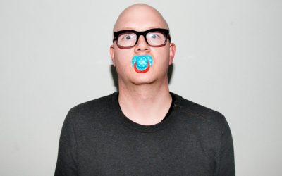 Chupeta para maiores: depois da adultização da infância, vem aí a infantilização do adulto