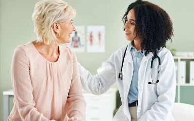 Escape de urina: 10 principais causas (e como tratar)