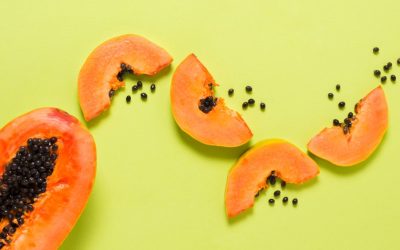 Mamão e ameixa seca ajudam contra intestino preso