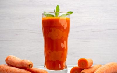 Suco de cenoura é rico em antioxidantes e aj...