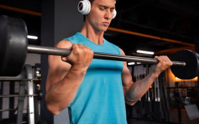 Treino de bíceps: os melhores exercícios par...